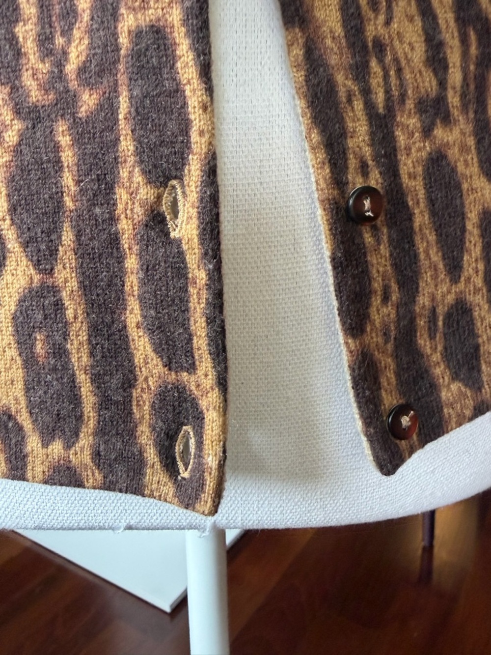 CLOSING CLOSET neiman Marcus Brown and Tan Leopard Print Cardigan - Picture 5 of 12